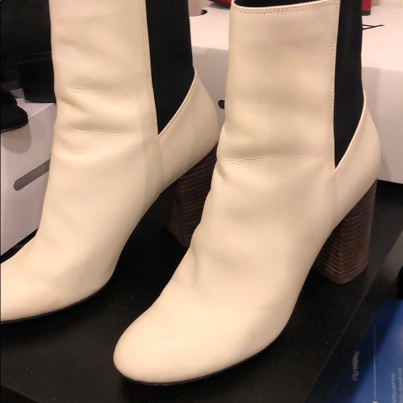 Dolce Vita Shoes - Dolce Vita white mini boots